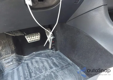 2016 Dodge Charger Srt 392 из США, поврежденный, VIN 2C3CDXEJ1GH174388